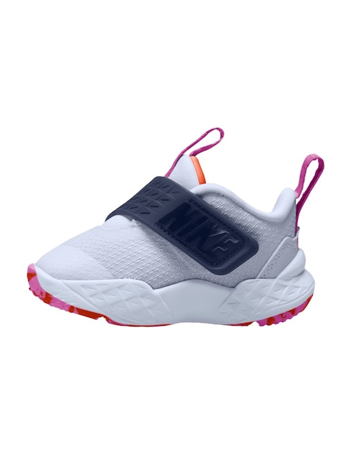 Tenis Nike Team Hustle D 12 de niño para entrenamiento