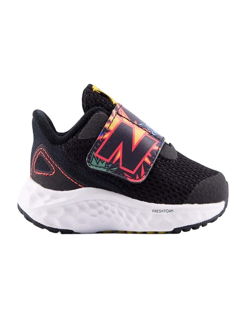 Tenis Arishi para correr New Balance de niño