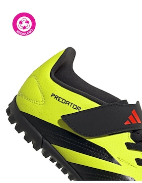 Tenis Adidas de niño para fútbol