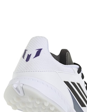 Tenis Adidas de niño para fútbol