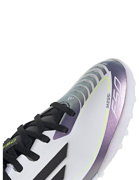 Tenis Adidas de niño para fútbol