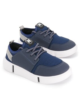 Tenis Molekinho para niño