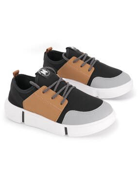 Tenis Molekinho para niño