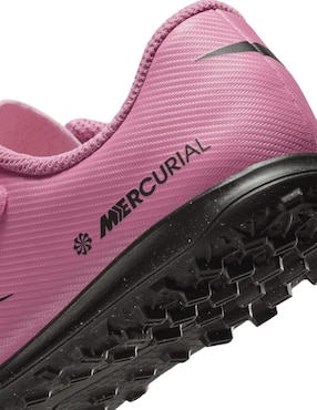 Tenis Nike de niño para fútbol