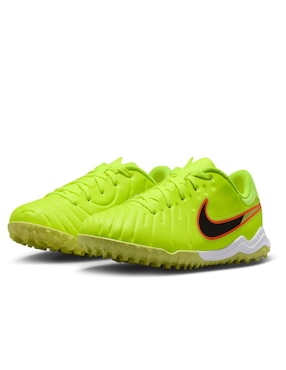 Tenis Nike de niño para fútbol