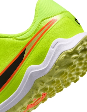 Tenis Nike de niño para fútbol