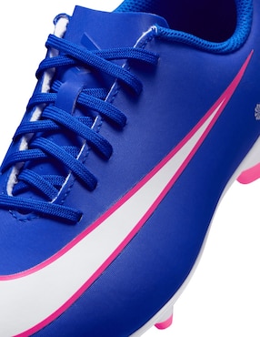 Tenis Nike de niño para fútbol