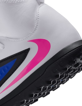 Tenis Phantom 6 para fútbol Nike de niño