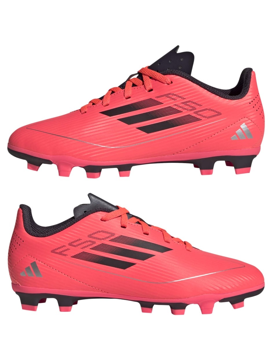 Tenis de niño para fútbol 9