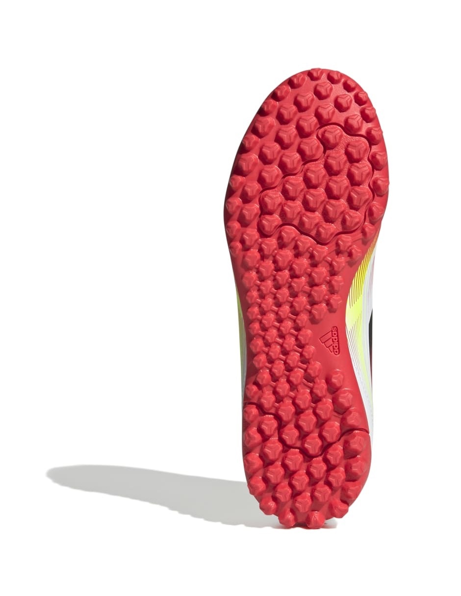 Tenis P4 para fútbol de niño 3