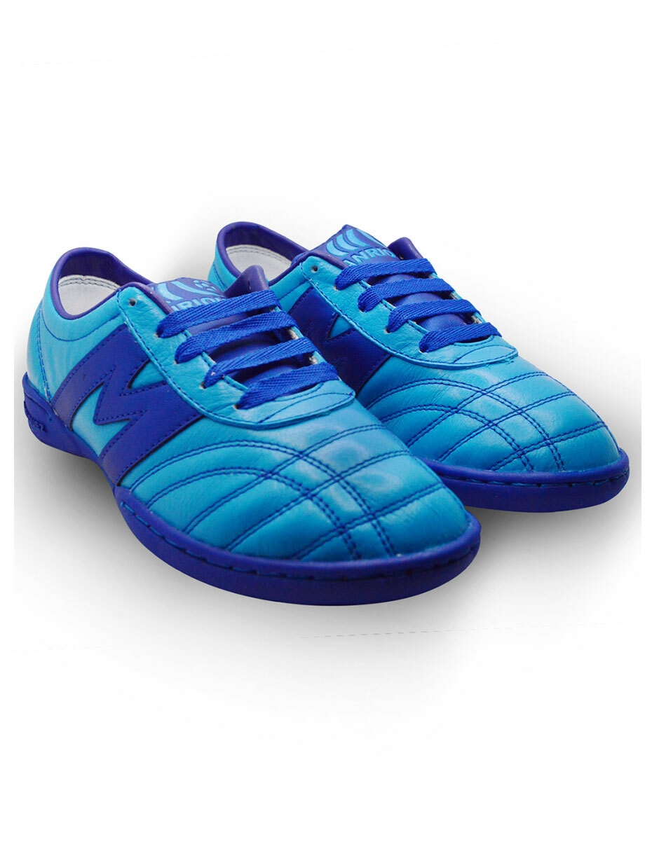 Tenis para fútbol de niño 2
