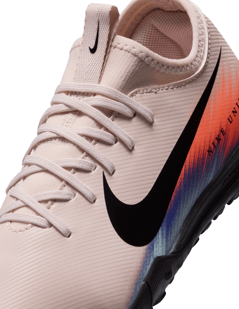Tenis de niño para fútbol 7