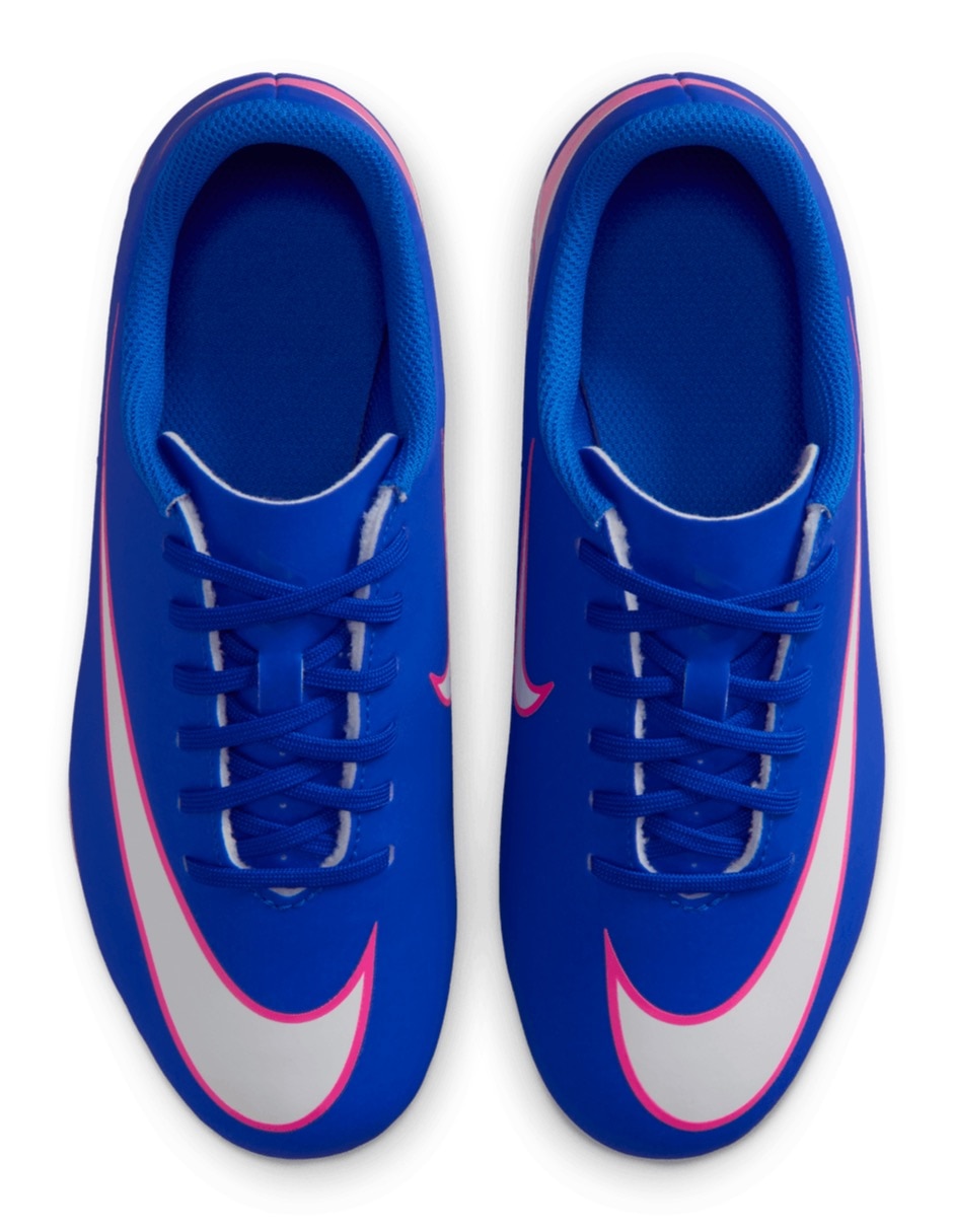 Tenis de niño para fútbol 9