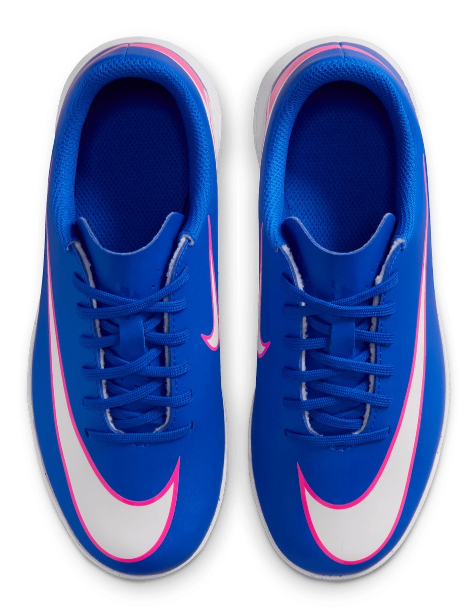 Tenis de niño para fútbol 9