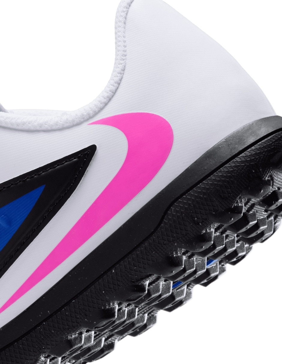 Tenis Phantom 6 Low Club para fútbol de niño 10