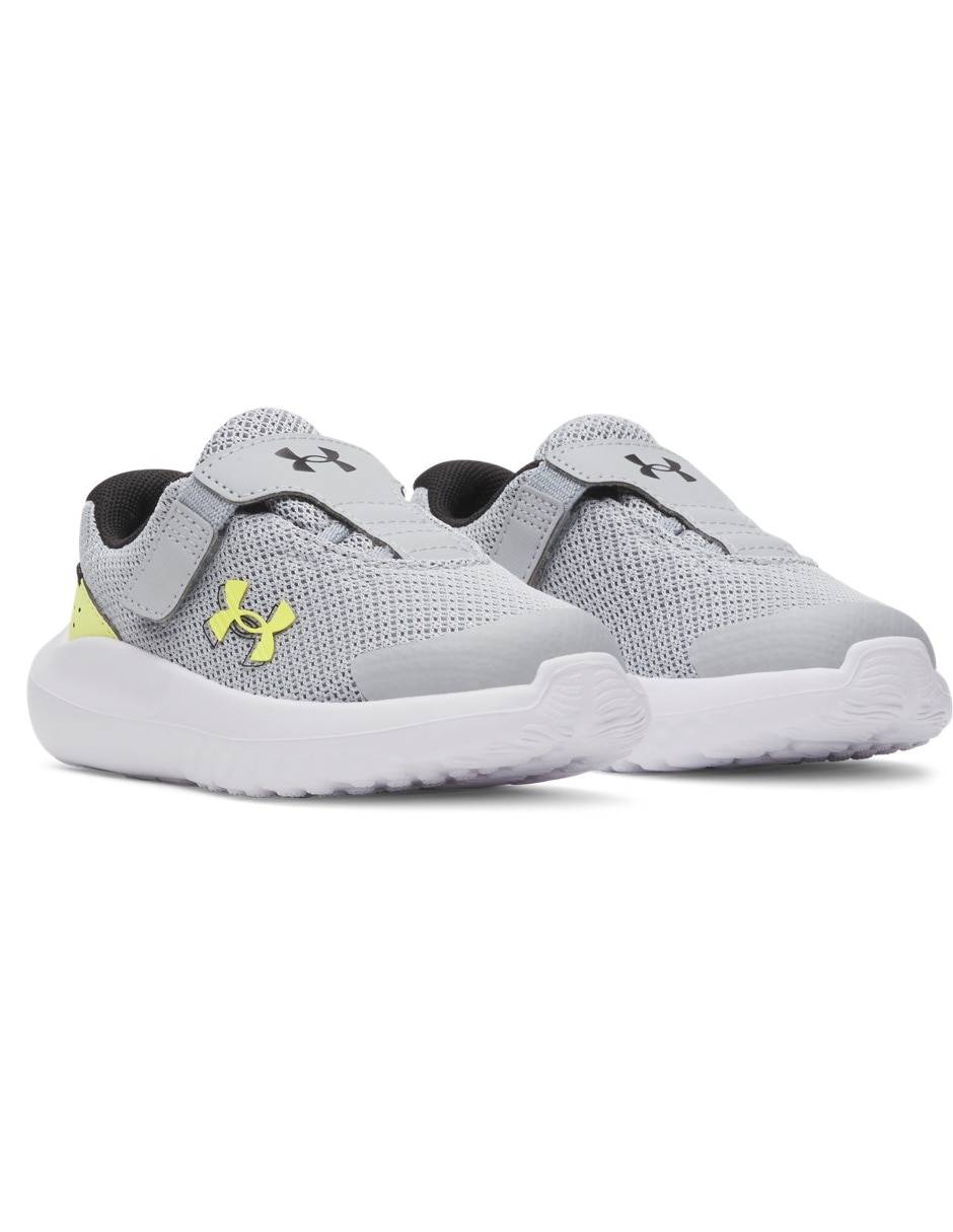 Tenis UA Surge 4 AC para correr de niño 8