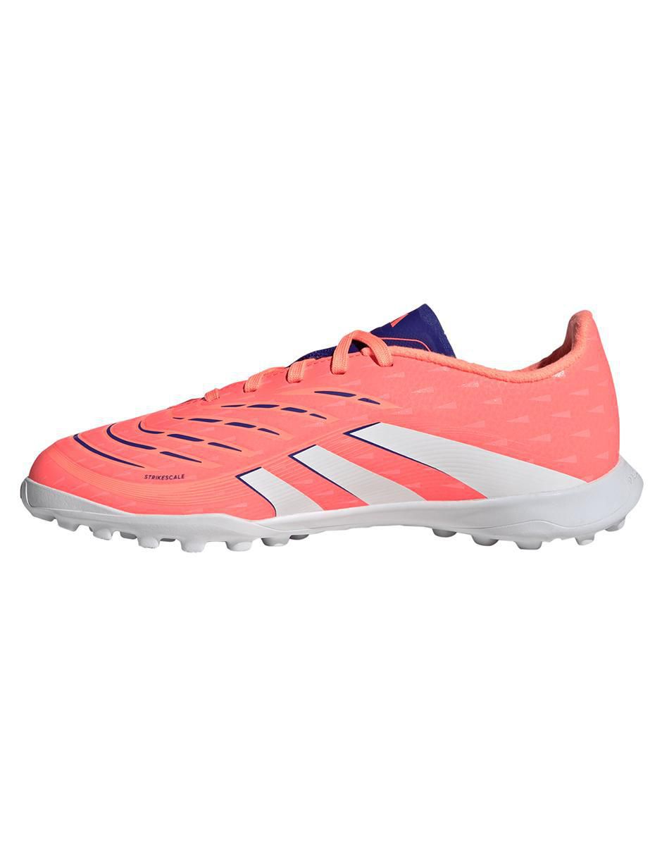 Tenis para fútbol de niño